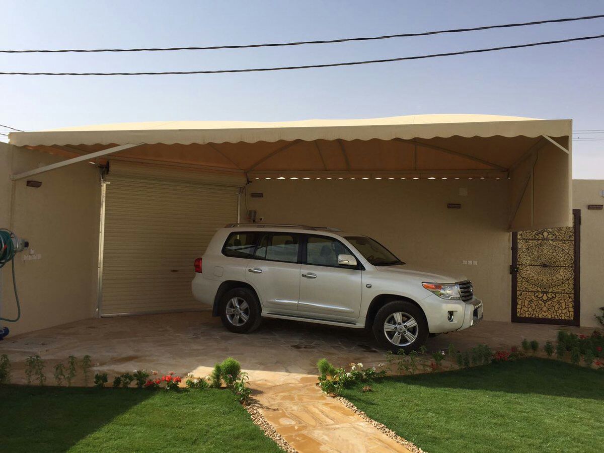 انواع مظلات سيارات بالرياض من مؤسسة الاختيار الاول للمظلات والسواتر - 0500559613 - خصومات وتخفيضات - اشكال برجولات للحدائق حديثه - سواتر الرياض