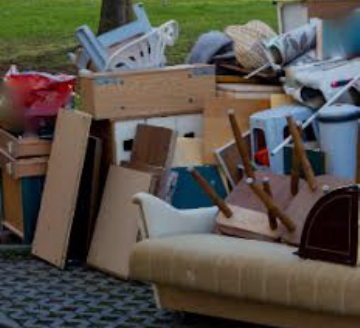 التخلص من أثاث قديم بالرياض 0534375367