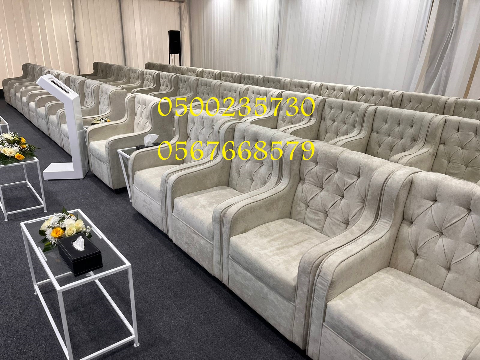 تأجير كنب جلد أبيض ، طاولات طعام مع كراسي ، طاولات كوكتيل 8597 766 056
