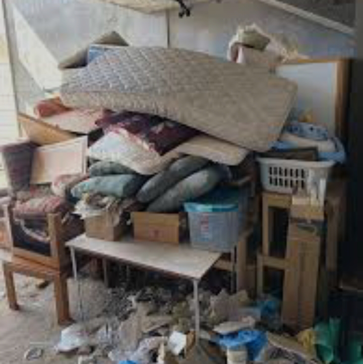 دينا التخلص من الاثاث المستعمل بالرياض 0534375367 دينا التخلص من الاثاث المستعمل بالرياض 0534375367