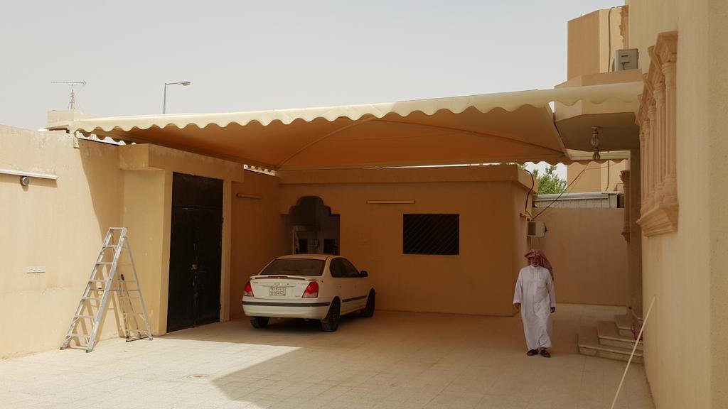 معرض مظلات وسواتر الاختيار الاول تركيب مظلات مواقف سيارات بالرياض - 0500559613 - اعمال المستودعات - شركة سواتر الرياض - برجولات الحدائق