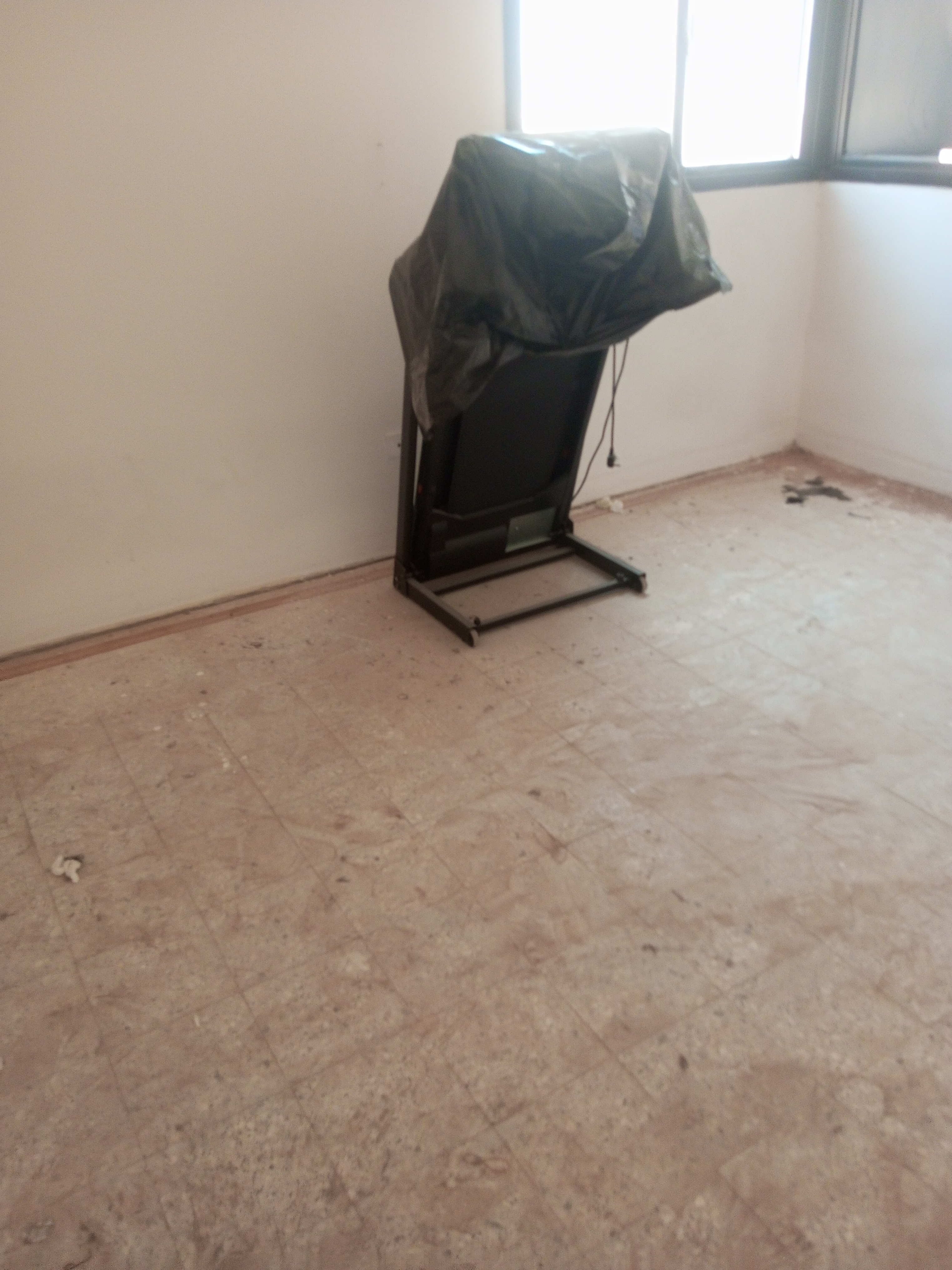 التخلص من أثاث قديم بالرياض 0534375367