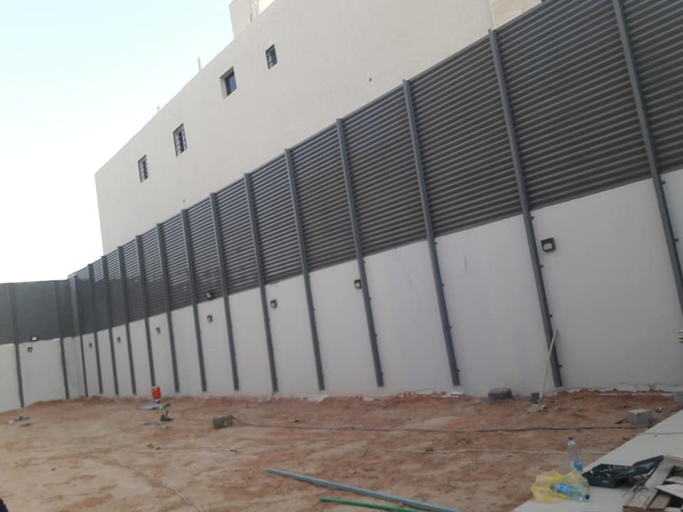 انواع مظلات سيارات بالرياض من مؤسسة الاختيار الاول للمظلات والسواتر - 0500559613 - خصومات وتخفيضات - اشكال برجولات للحدائق حديثه - سواتر الرياض