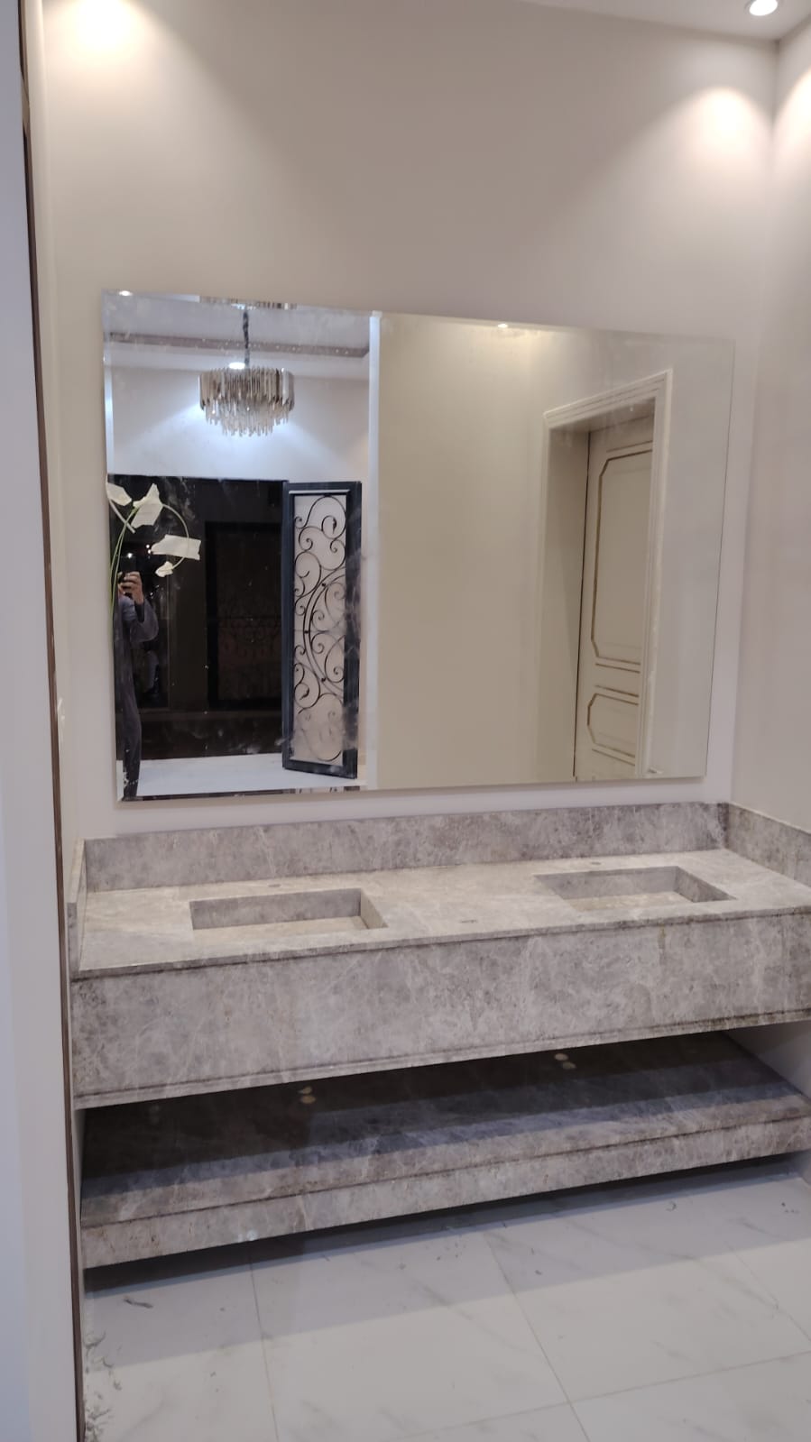 مغاسل رخام , ديكورات مغاسل حمامات جديدة