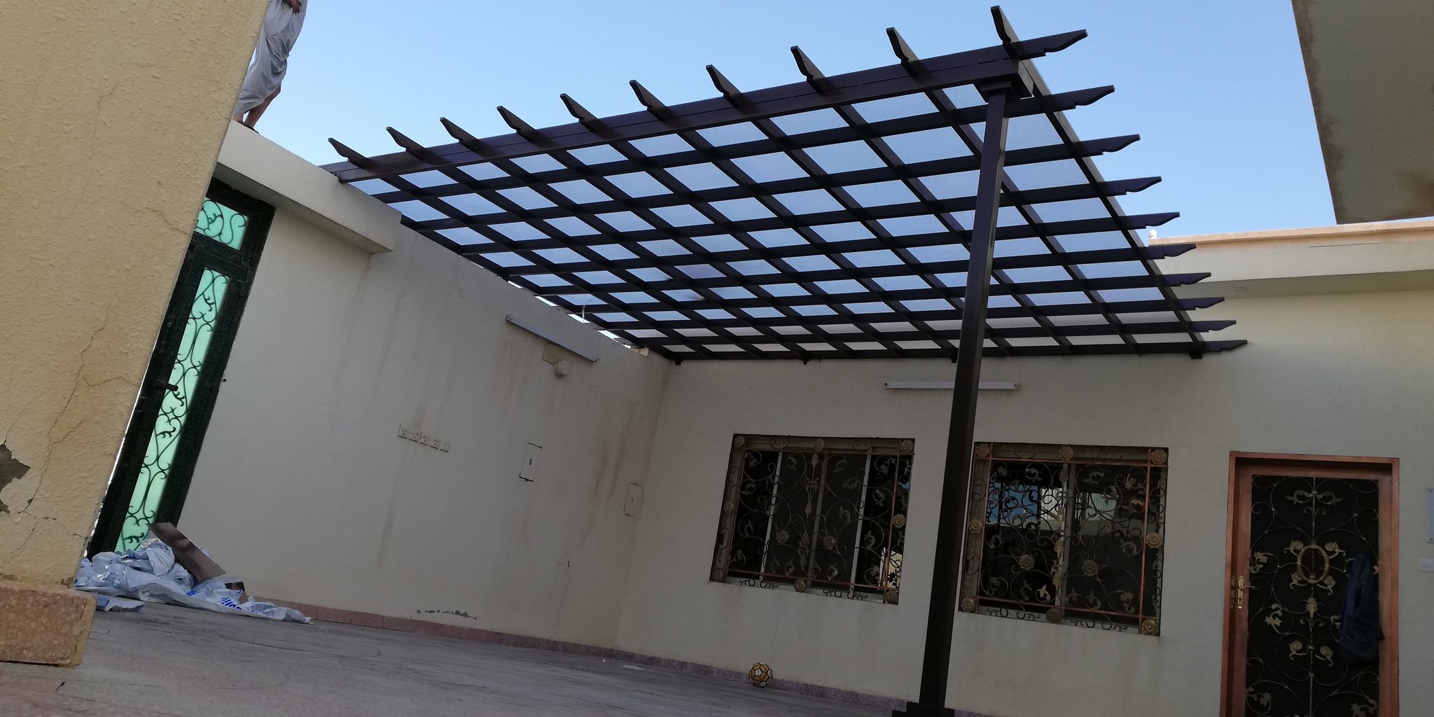 مظلات وسواتر الاختيار الاول مظلات مواقف السيارات تركيب خيام هناجر مستودعات جميع مناطق السعودية برجولات مشاريع مظلات مواقف السيارات