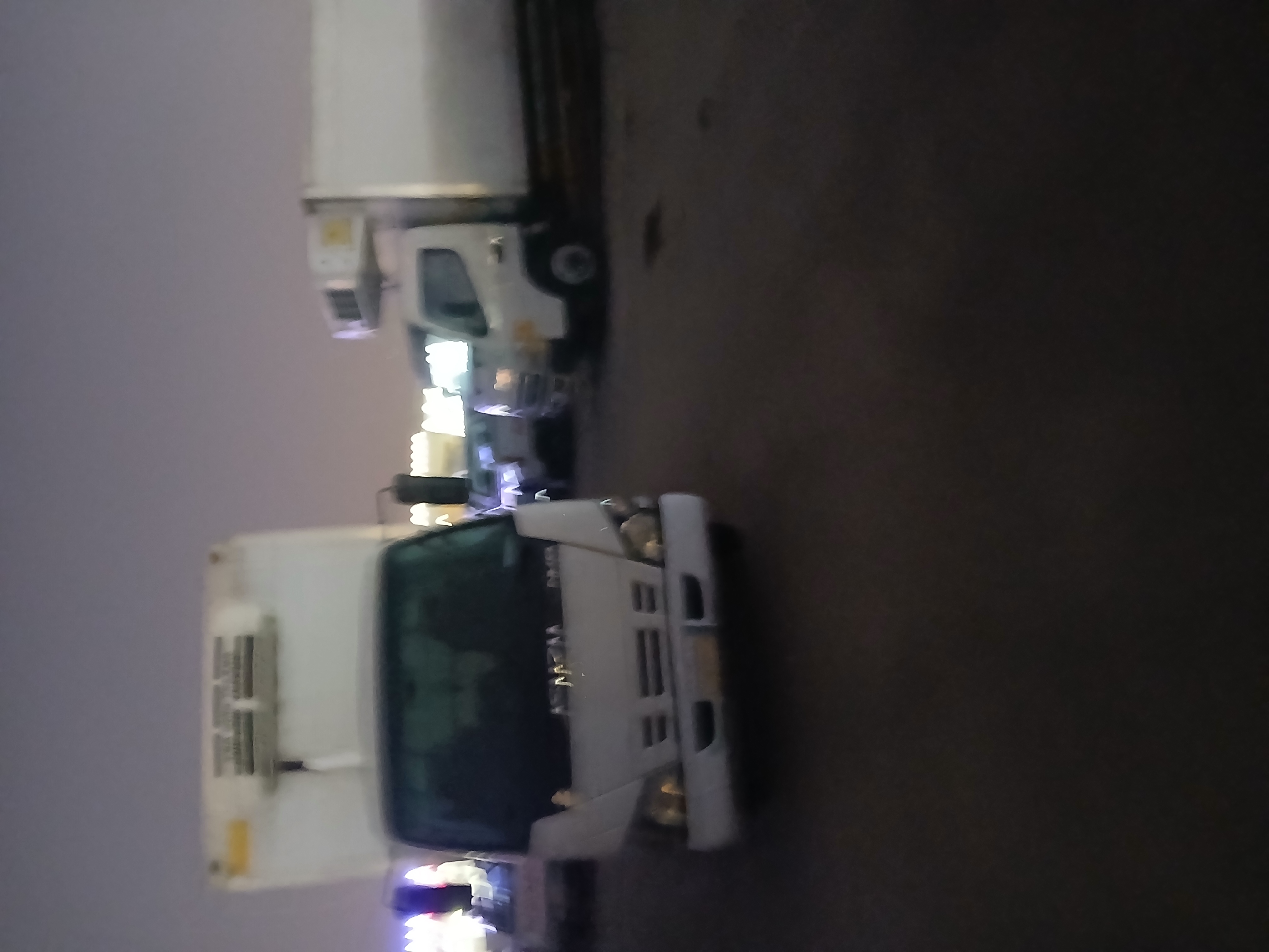 دينا طش اغراض القديمه بالرياض 0556418907