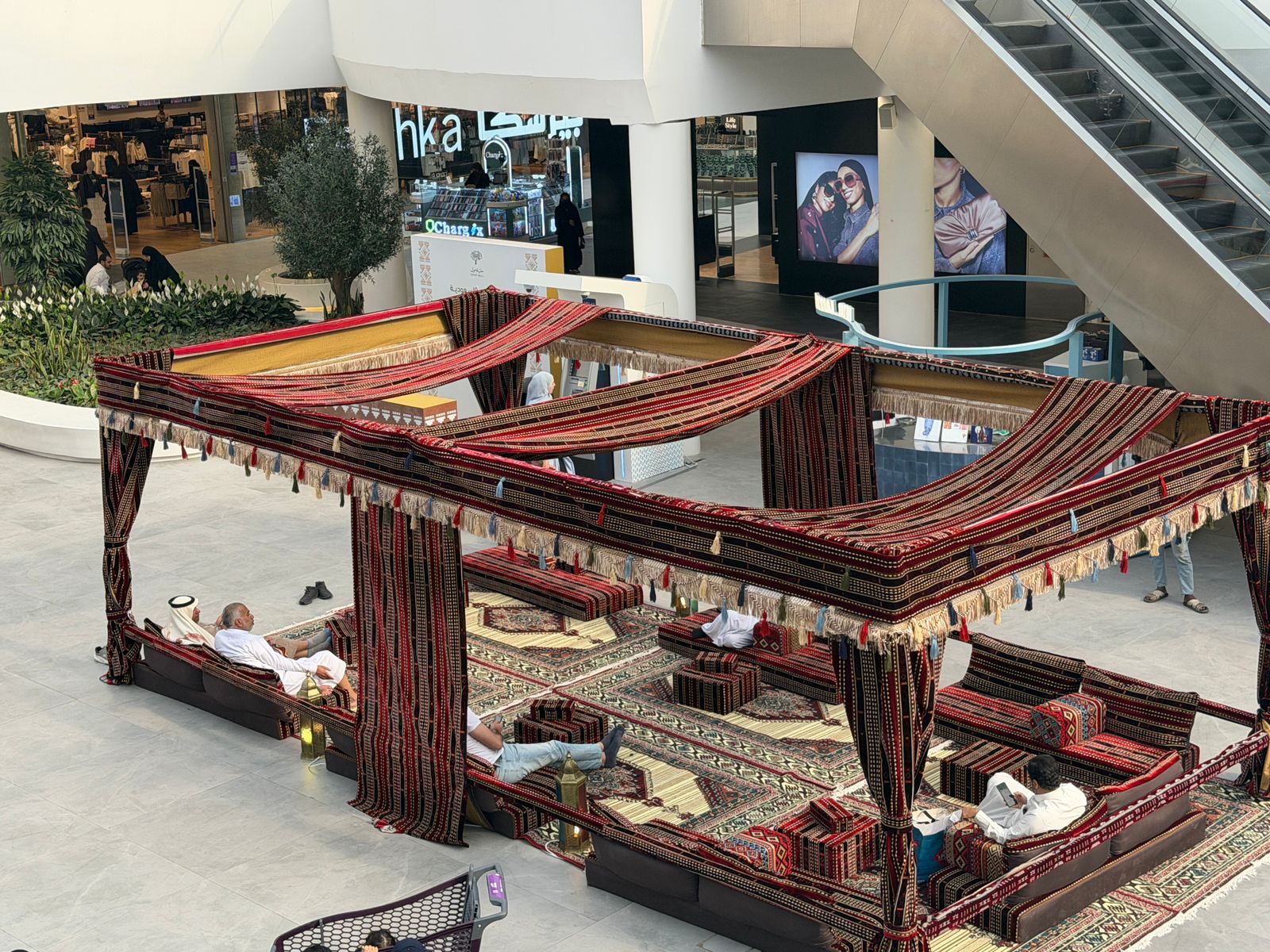 تجهيز فعاليات رسمية وخاصة باحترافية