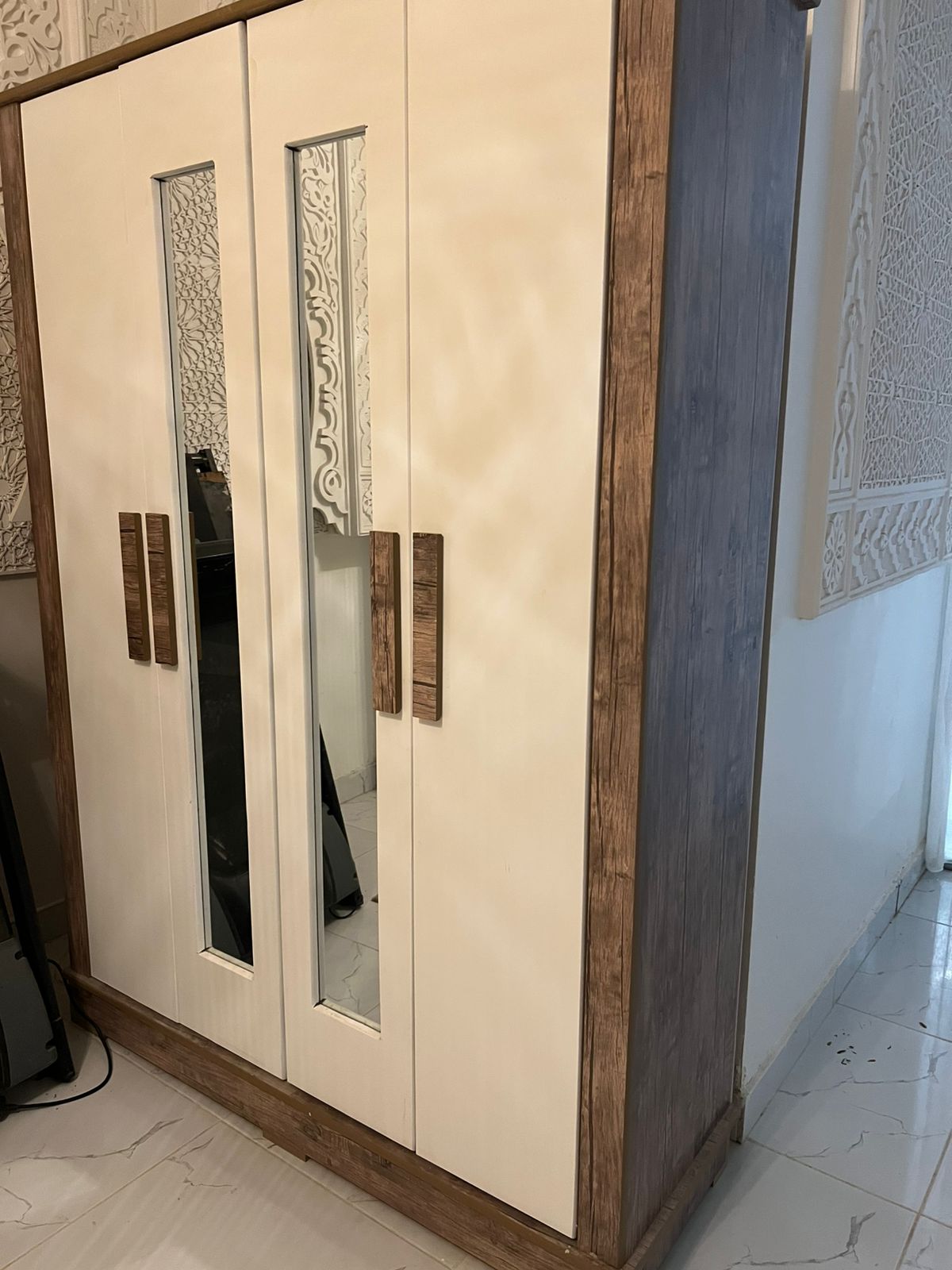 دينا نقل عفش داخل حي السويدي 0556418907